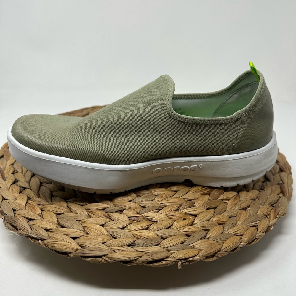 OOFOS Olive Green Slip-On Sneakers with White Sole - Picture 2 of 10